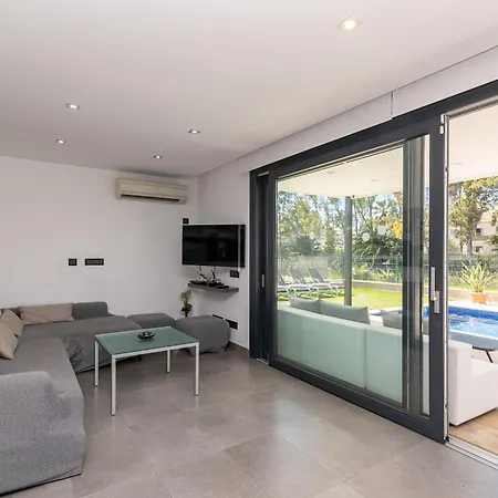 Villa Cosins 1 Mel By Sealand Alcudia (Mallorca)